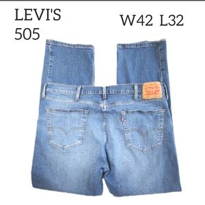 LEVI'S 505 MENS JEANS SIZE W42 L32 WASHED BLUE DENIM PREOWNED